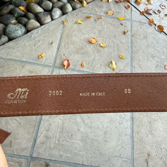 Vintage MCM Brown Gold Tone Leather Made in Italy Woman’s Belt Size 31.5 - Picture 16 of 17